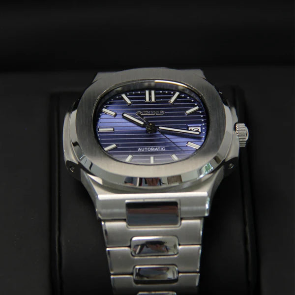 Seiko-mod-nautilus-blue-dial-down