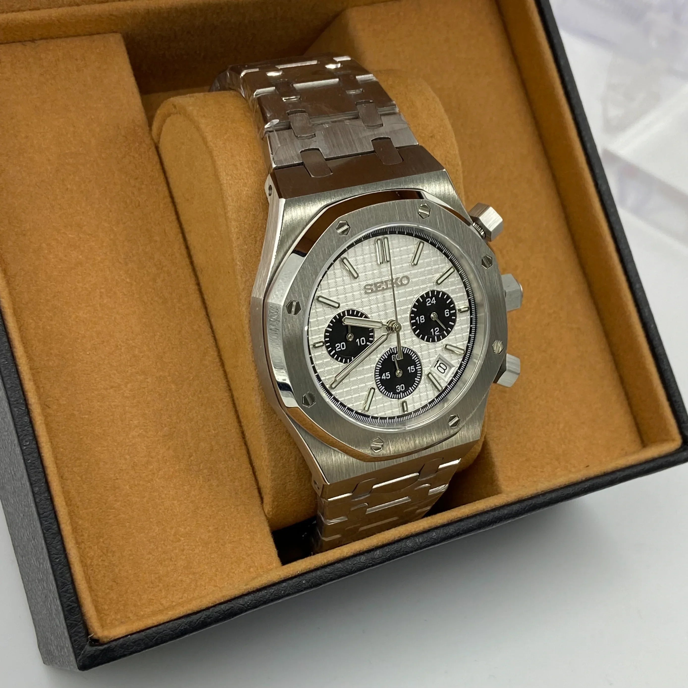 Seiko Mod Royal Oak Chronograph Panda