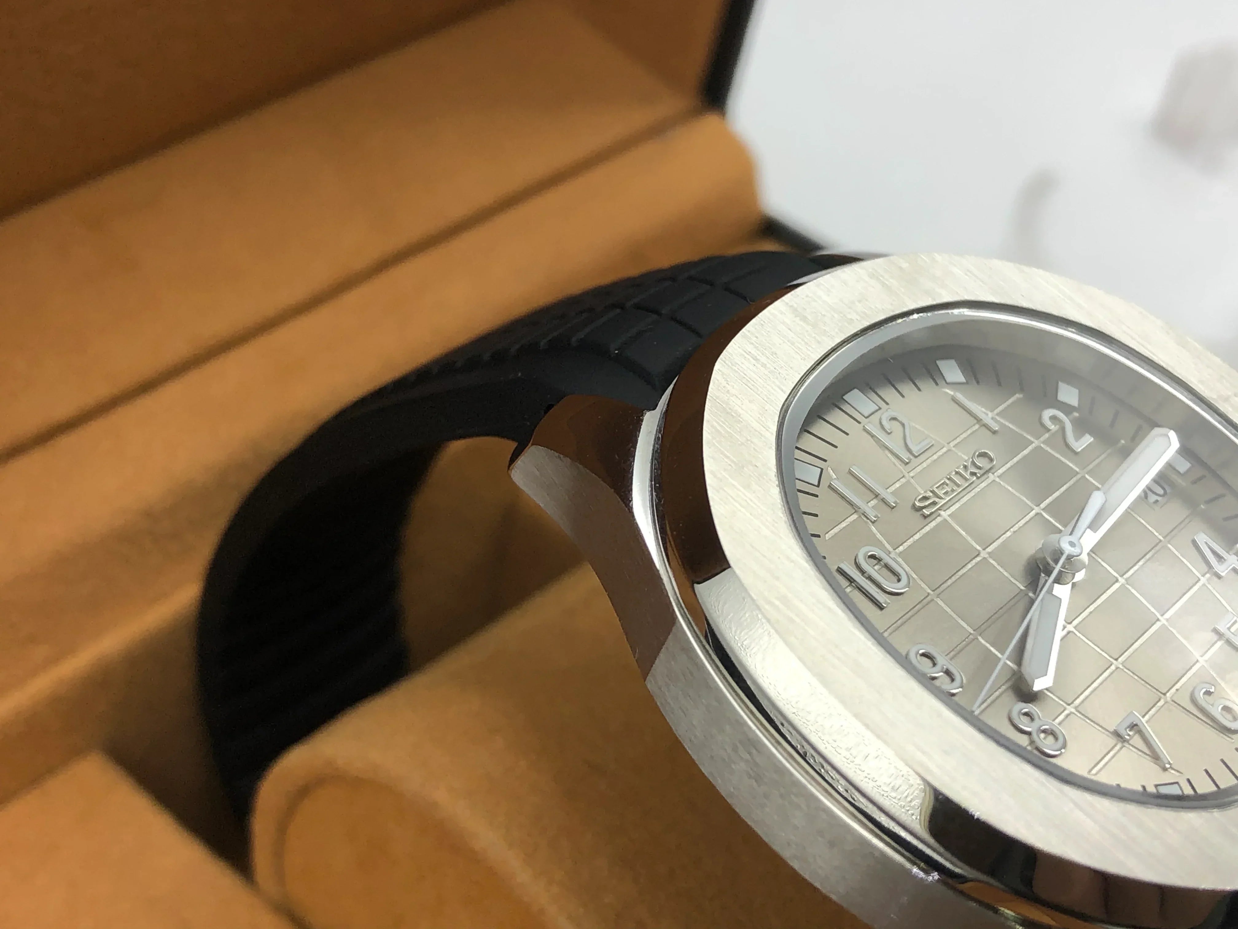 Seiko Mod Aquanaut Silber