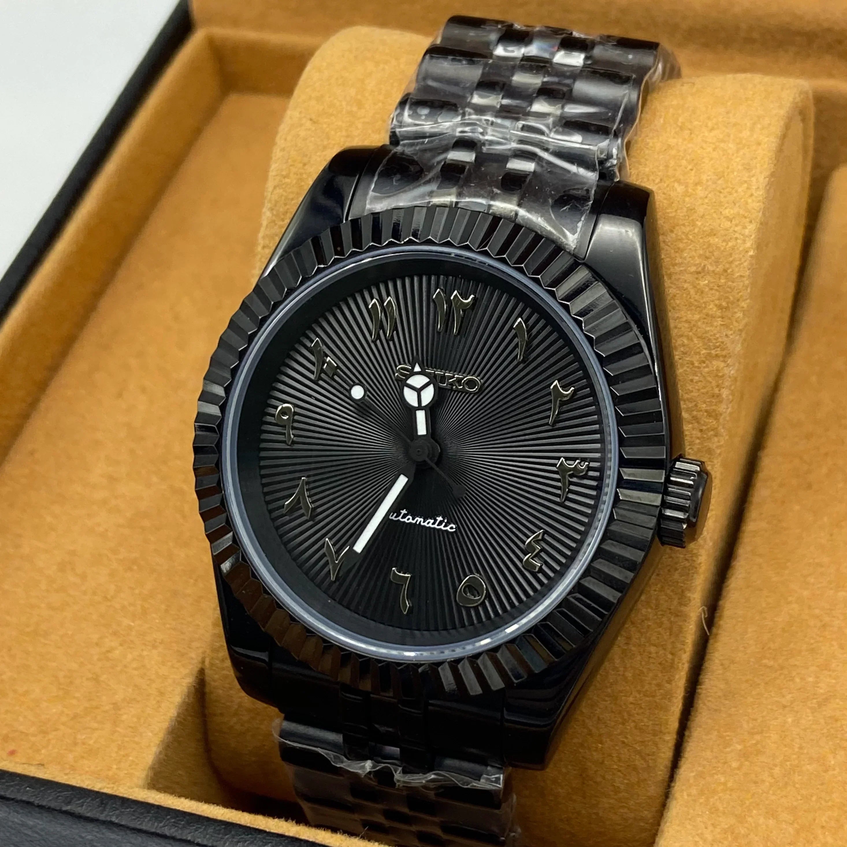 Seiko Mod Datejust Arabic Panthera Black