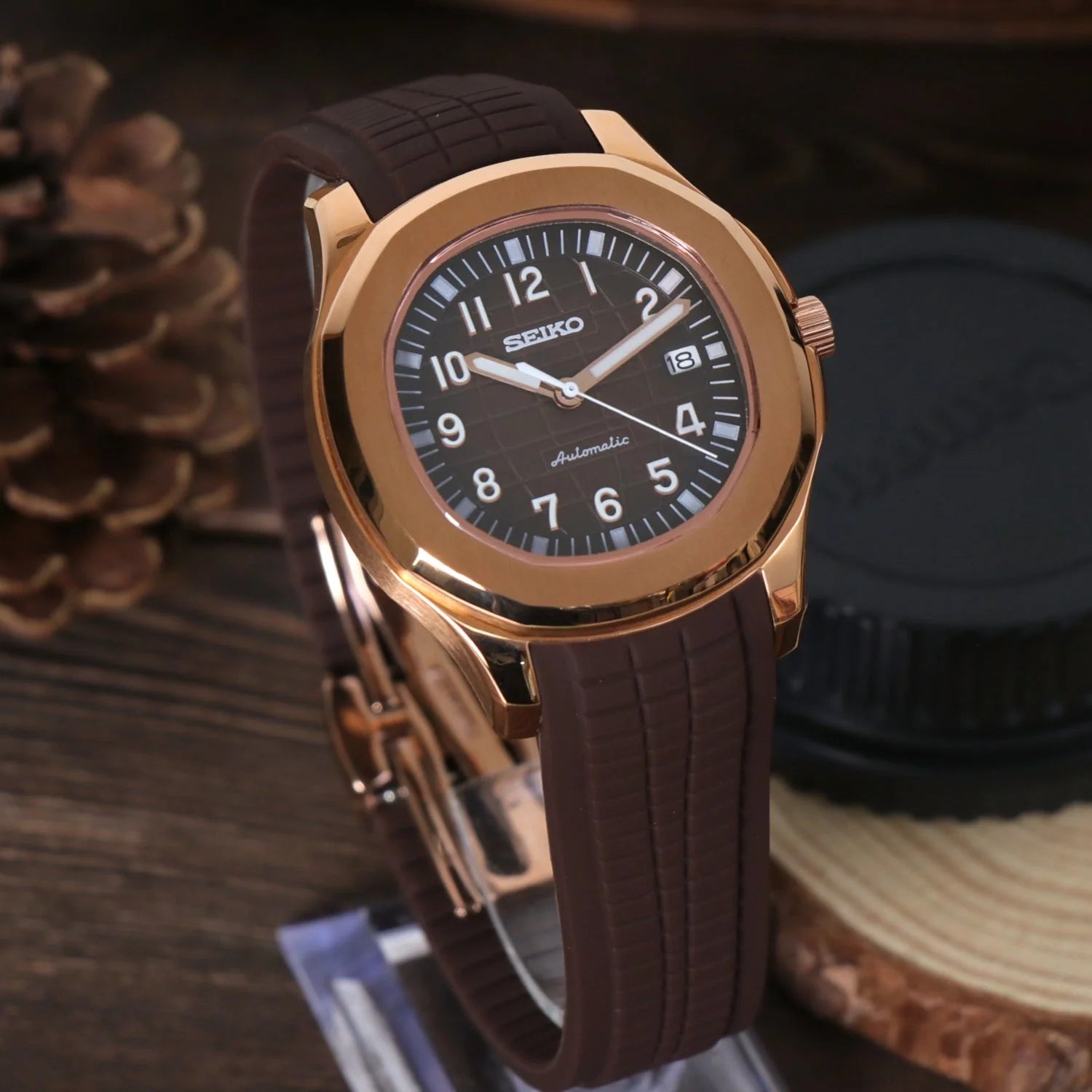 Seiko Mod Aquanaut Braun
