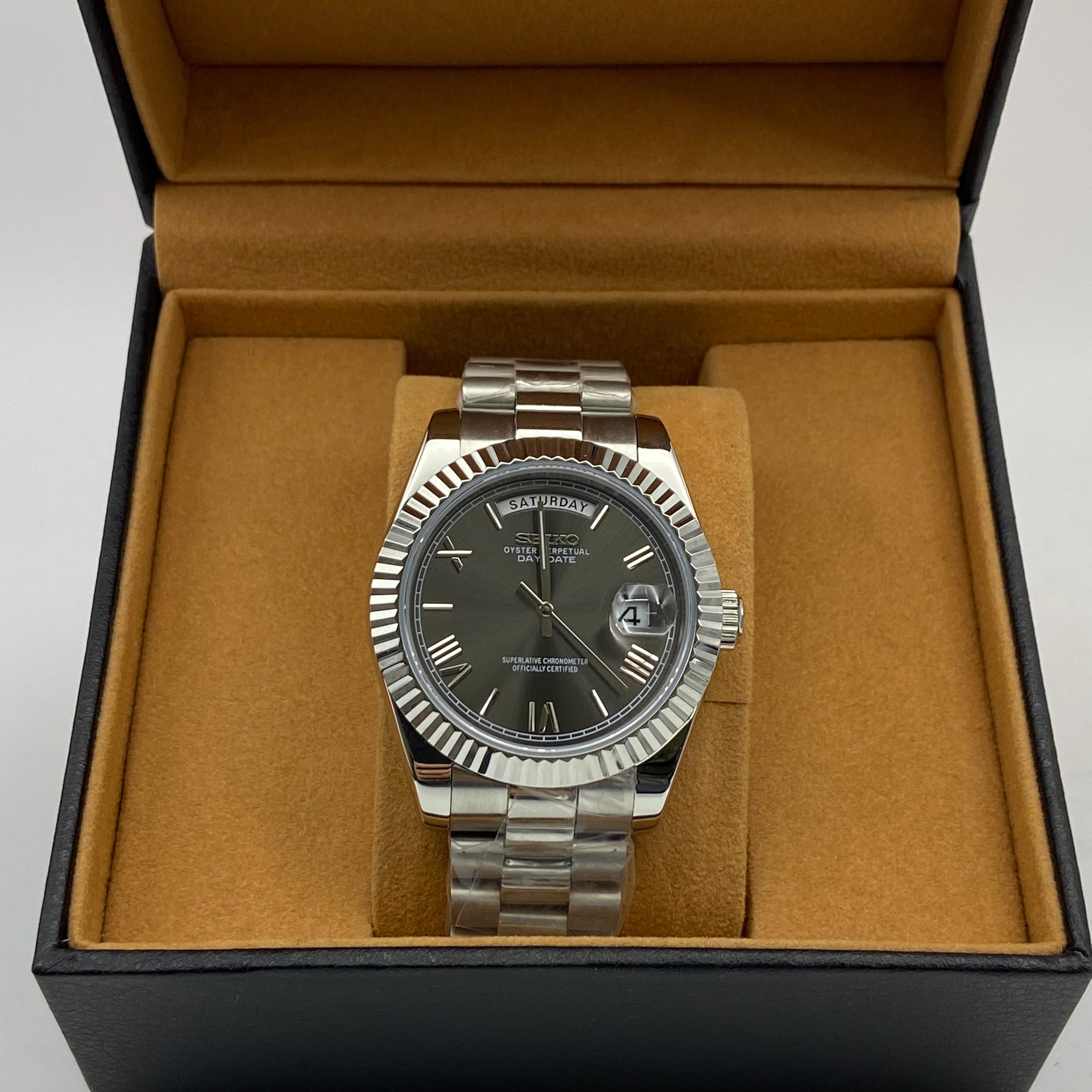 Seiko Mod Datejust Roman Grey
