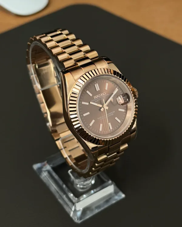 seiko-mod-datejust-rose-gold-crystal-champagne-side